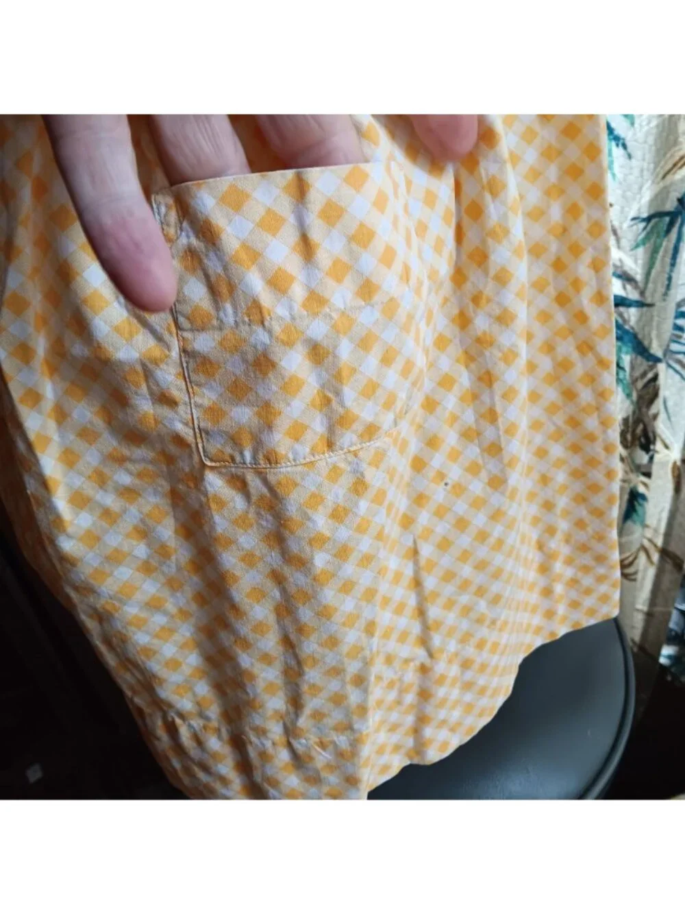 True Vintage 1950's Yellow Gingham Farm Apron Pocket & Tie-Back Trad